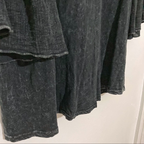 Anthropologie Eri + Ali Charcoal Black Ruffle Sleeve 3/4 Sleeve Shirt Size S - Picture 4 of 6